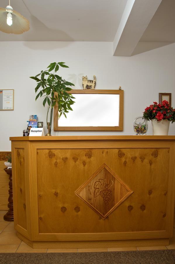 Hotel Zur Traube Bad Homburg vor der Hoehe Luaran gambar