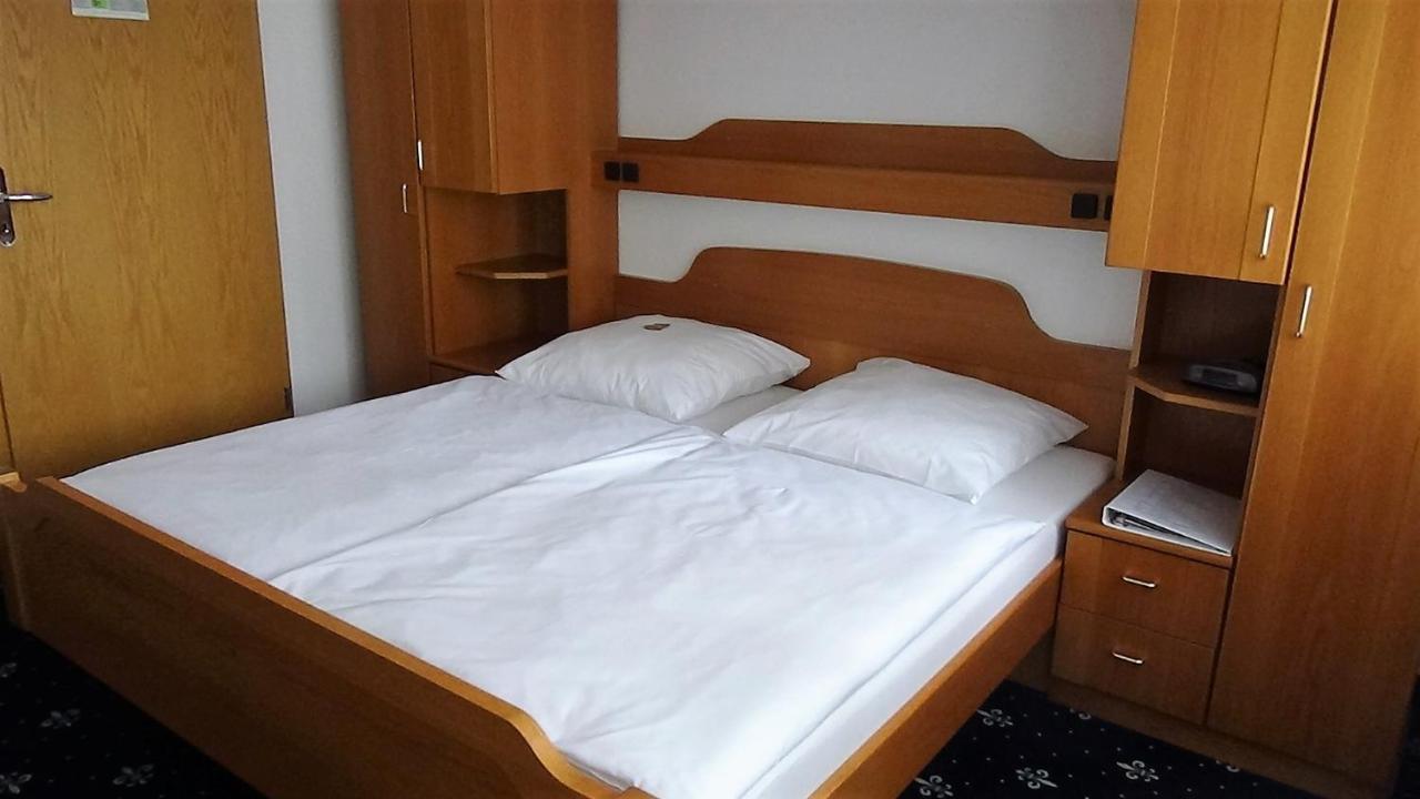 Hotel Zur Traube Bad Homburg vor der Hoehe Luaran gambar