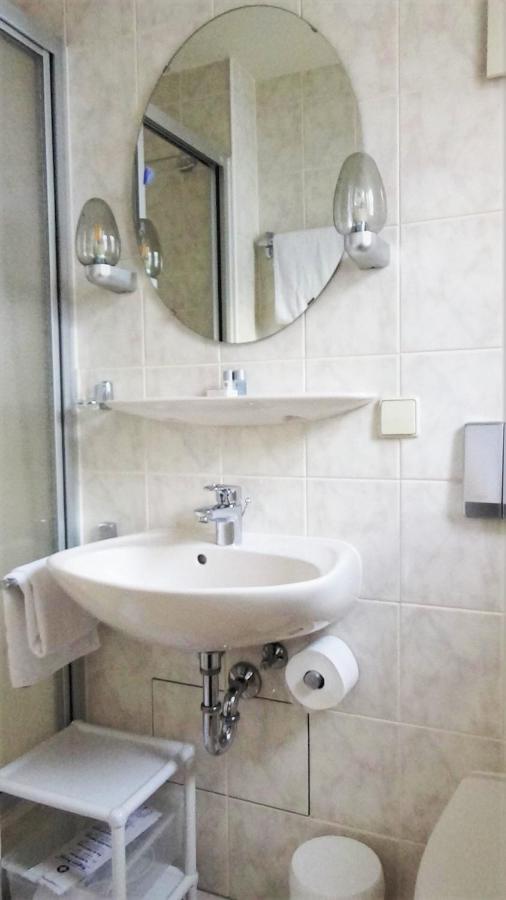 Hotel Zur Traube Bad Homburg vor der Hoehe Luaran gambar