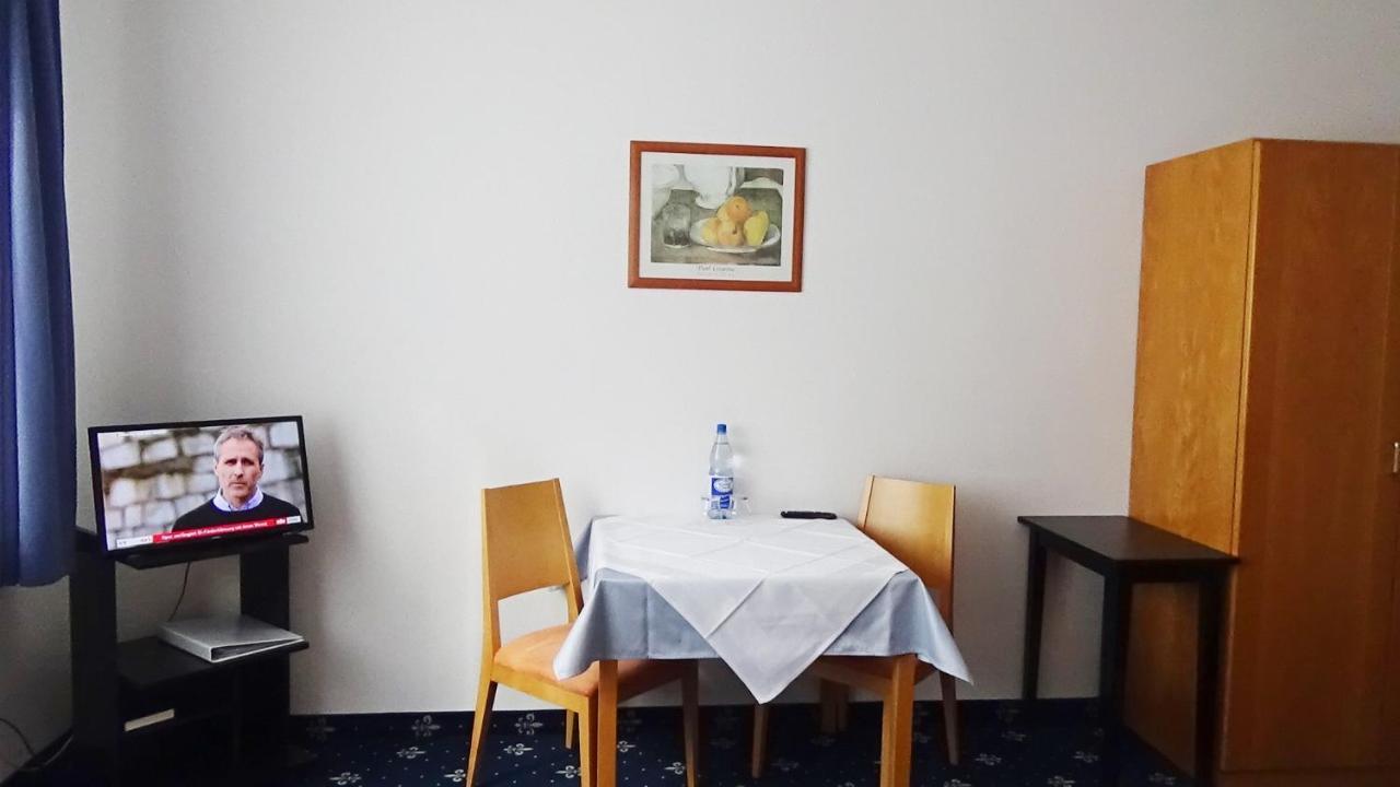 Hotel Zur Traube Bad Homburg vor der Hoehe Luaran gambar